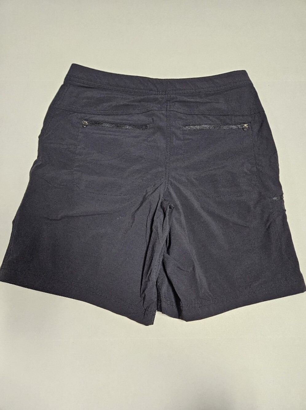 L.L. Bean Women's Black Active Short - Picture 5 of 5